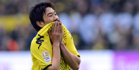 Beli Shinji Kagawa Atau Gylfi Sigurdsson United?