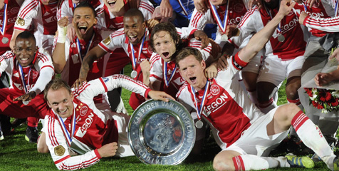 Back-to-Back, Ajax Juara Eredivisie 2011-2012