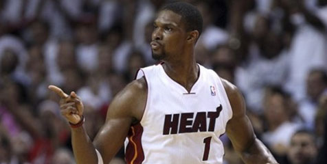 Bosh Persembahkan Kemenangan Heat Untuk Putra Pertama