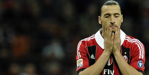 Galliani Tanggapi SMS Mourinho Untuk Ibra
