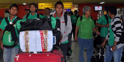 Persebaya Terganjal Lapangan Buruk dan Kelelahan