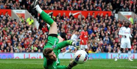 Van der Sar: De Gea Telah Buat Langkah Besar