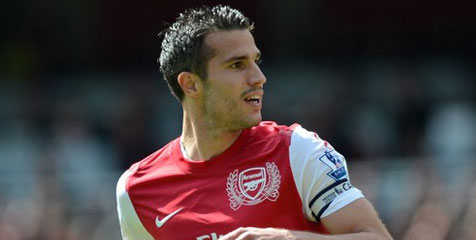 Emas Untuk Van Persie dan Joe Hart