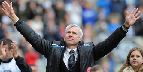 Pardew Raih Penghargaan LMA