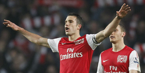 Hari Ini, Masa Depan Van Persie di Arsenal Diputuskan