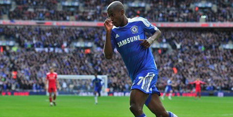Mou Berniat Bajak Ramires Dari Chelsea