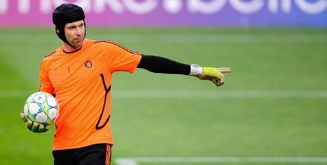 Cech Siap Tangkal Algojo Bayern