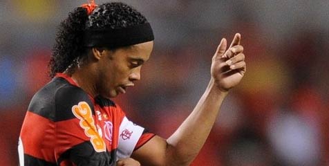 Gaji Ronaldinho Macet, Sang Kakak 'Rampok' Toko