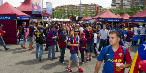 Fans Barca Invasi Madrid