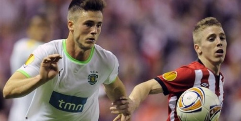 Duo Manchester Bersaing Gaet Van Wolfswinkel