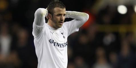 Schalke Tertarik Pinang Van Der Vaart