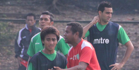 Lagi, Laga Persebaya IPL Tanpa Jajal Lapangan