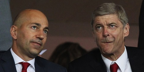 Fans Arsenal Tekan Direksi Klub Fans Arsenal Tekan Direksi Klub