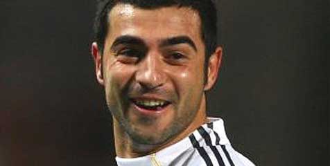 Mourinho Tetap Pertahankan Albiol