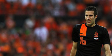 Jelang Euro, Van Persie Dapat Saran Dari Henry Jelang Euro, Van Persie Dapat Saran Dari Henry