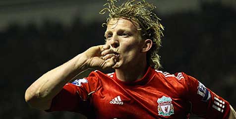 Kuyt Terharu Atas Perpisahan Liverpool