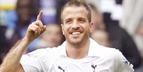 Van der Vaart Ingin Rasakan Serie A