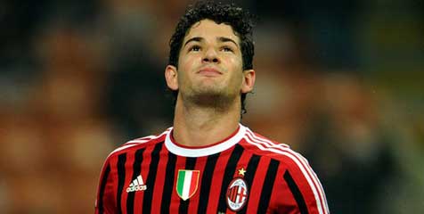 Demi Milan, Pato Tolak Tawaran Semua Klub