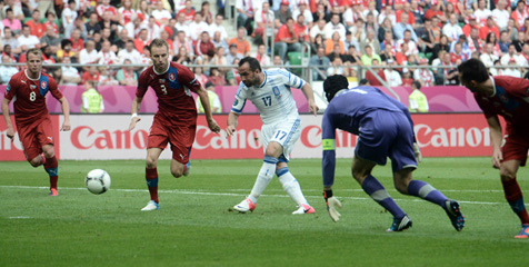 Review: Serangan Kilat Dan Blunder Cech Review: Serangan Kilat Dan Blunder Cech