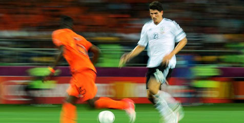 Review: Tekuk Belanda, Jerman Dekati Perempat Final