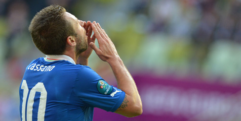 Italia Indikasikan Kembali Turunkan Cassano