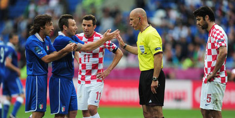Review: Italia Gagal Geser Kroasia Dari Puncak