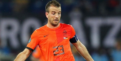 Van Der Vaart Masih Yakin Belanda Bisa Lolos