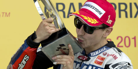 Menangi MotoGP Inggris, Lorenzo Masih Keluhkan Mesin Menangi MotoGP Inggris, Lorenzo Masih Keluhkan Mesin