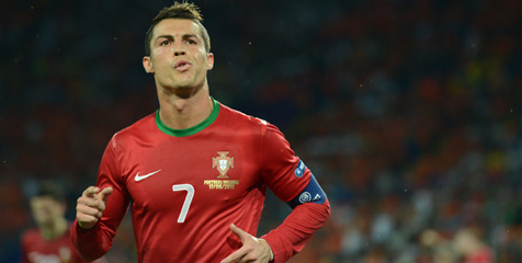 HT Review: Pembuktian VdV Dan Ronaldo