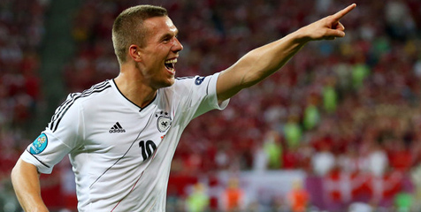 Podolski Bangga Dengan Penampilannya Yang Ke-100