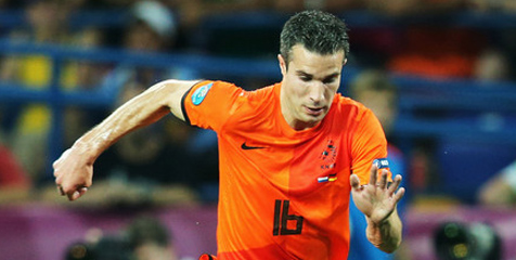 Arsenal Buka Harga 30 Juta Pounds Untuk RVP