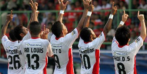 ISL Review: Persipura Sukses Atasi Persisam Samarinda