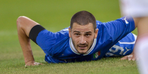 Prandelli Berterima Kasih Pada Bonucci Yang Lindungi Balotelli Prandelli Berterima Kasih Pada Bonucci Yang Lindungi Balotelli