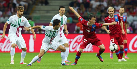 HT Review: Ronaldo Nyaris Bawa Portugal Ungguli Ceko HT Review: Ronaldo Nyaris Bawa Portugal Ungguli Ceko