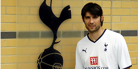 Corluka Segera Tinggalkan Spurs