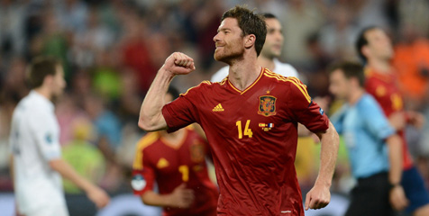 Review: Xabi Alonso Antar Spanyol ke Semifinal Review: Xabi Alonso Antar Spanyol ke Semifinal