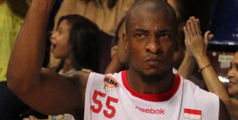 Steven Thomas, Pemain Bertahan Terbaik di ABL