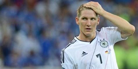 Loew: Tak Perlu Merisaukan Kondisi Schweinsteiger