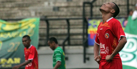 Piala Indonesia: Hajar Persebaya, Semen Padang ke Final