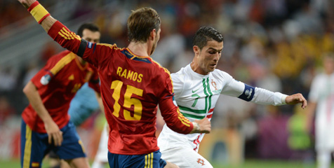 HT Review: Portugal Mampu Imbangi Spanyol