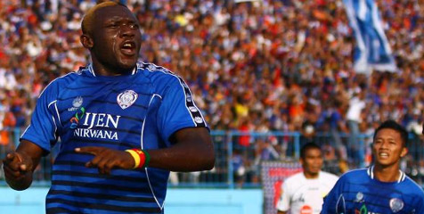 ISL Review: Arema Ditahan Persegres di Kanjuruhan