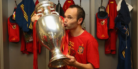 Iniesta: Kritik Mou Itu Oportunis
