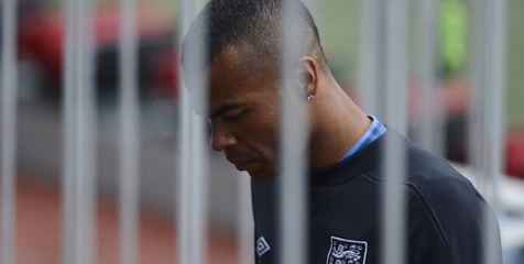 Ashley Cole Bisa Saja Hengkang