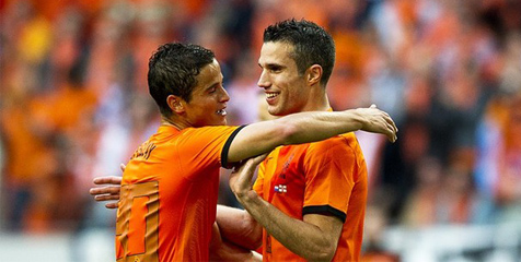 Bidik Afellay Agar Bujuk Van Persie