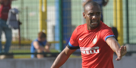 Madrid Siap Serobot Negosiasi Maicon