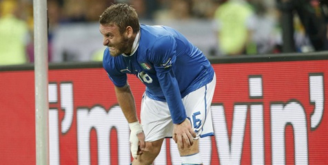 City Tawar De Rossi 25 Juta Pound