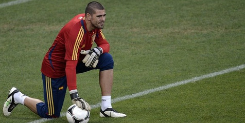Valdes Dukung Casillas Menangkan Ballon d'Or