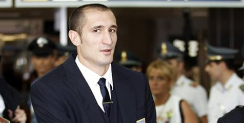 Chiellini Ingin Lawan Messi di Final Liga Champions Chiellini Ingin Lawan Messi di Final Liga Champions