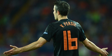 Mancini: Van Persie Sulit Membuat Keputusan