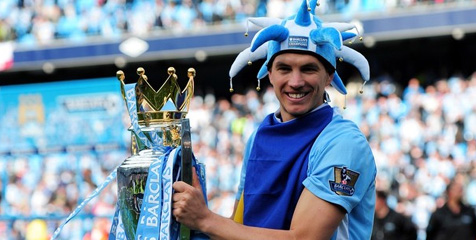 'City Butuh Pemain Besar Seperti Dzeko'